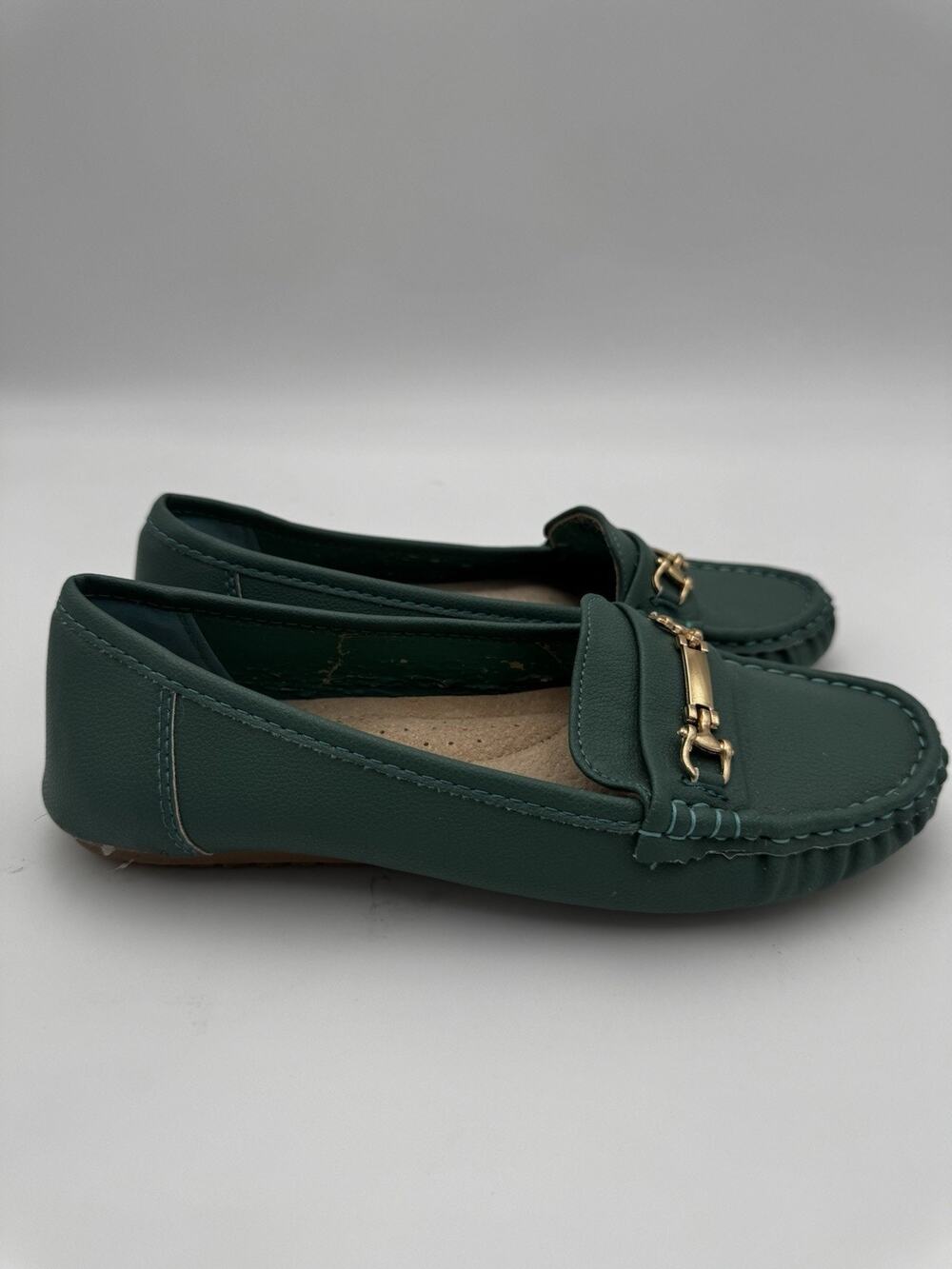 Women’s Green Horsebit Loafers Comfort Slip-On Flats Size 6